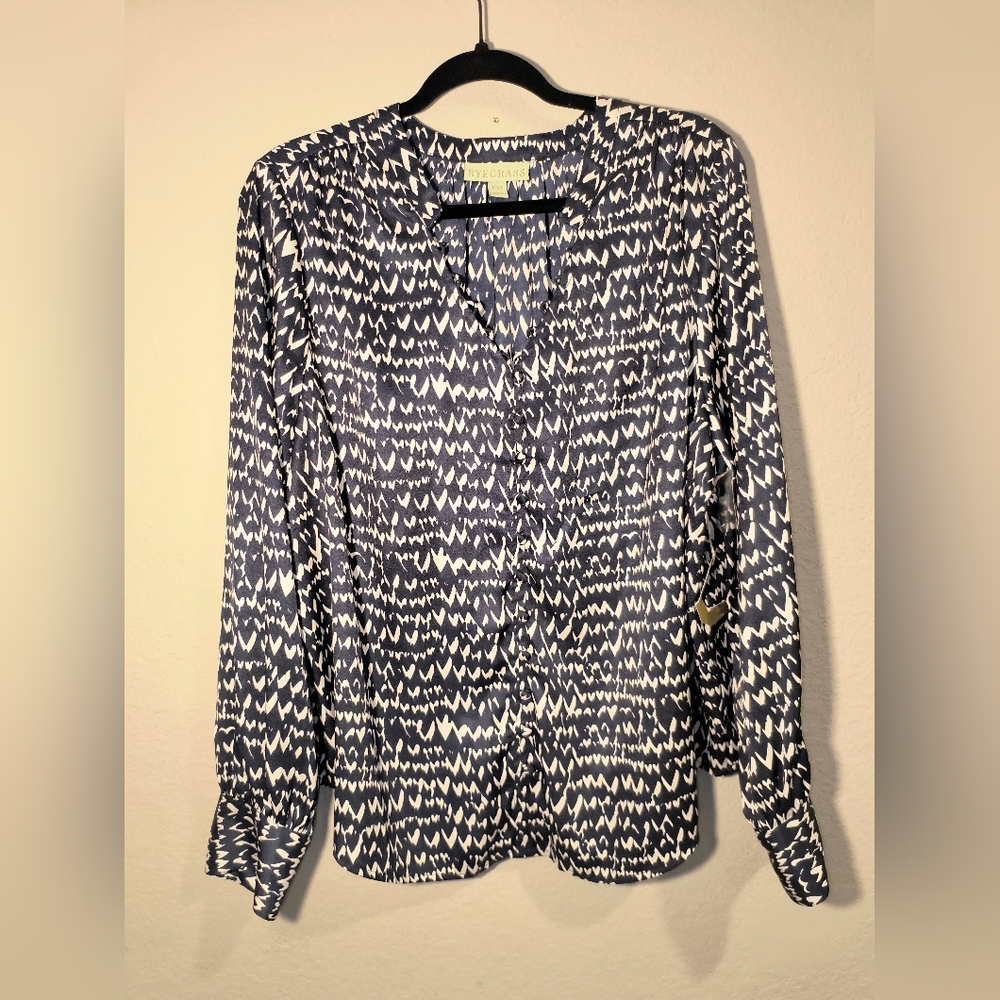 NWT Rye Grass Women's Navy and White Patterned Blouse